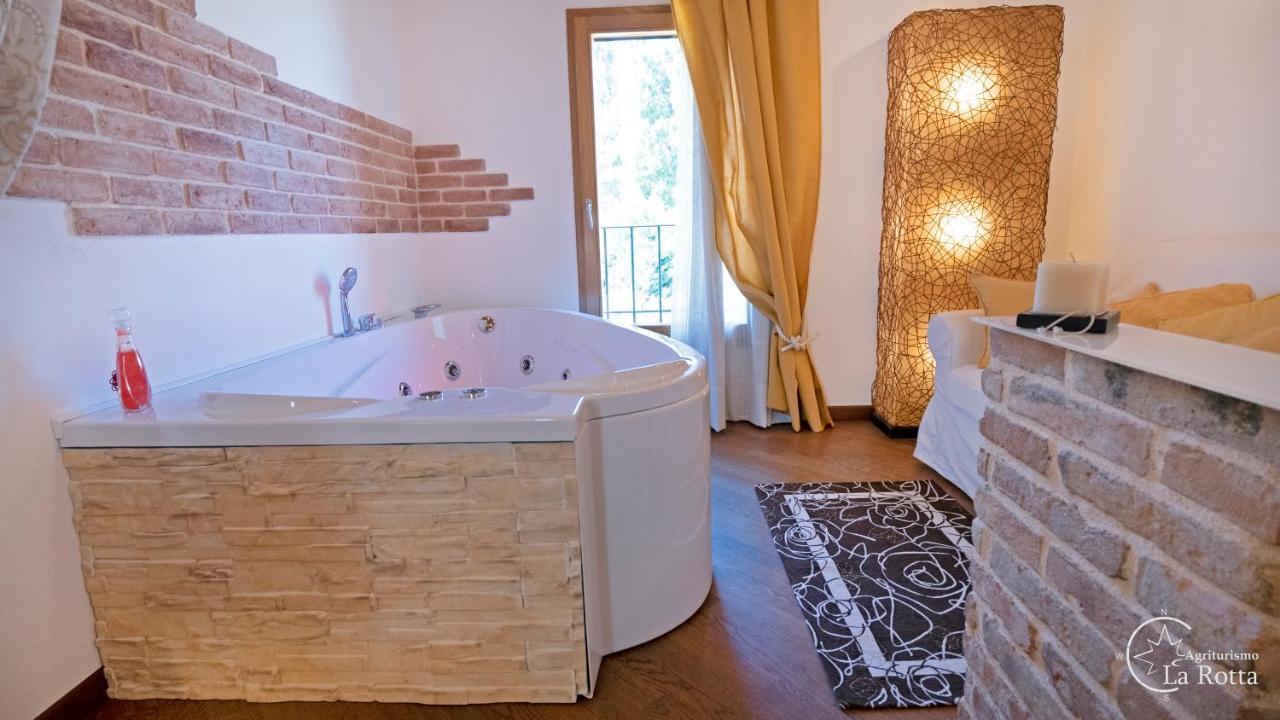 B & B La Rotta ราเวนนา ภายนอก รูปภาพ